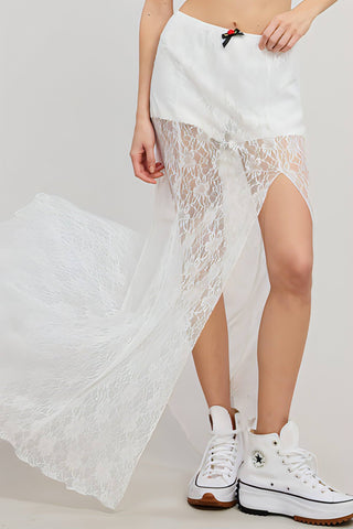 No Vacancy Lace Skirt