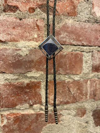 Shining Purple Silver Diamond Bolo Tie