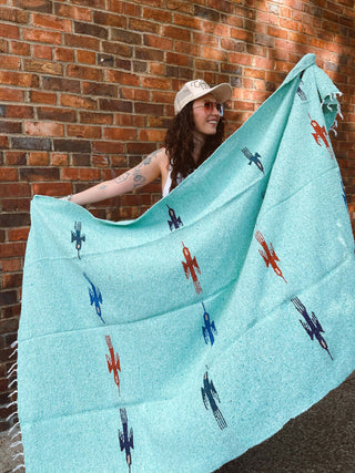 Thunder Bird Falsa Blanket