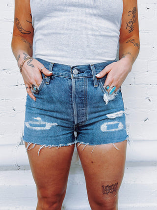 Vintage Levi’s Denim Shorts Sz 30”