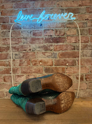 Coral Women’s Cowboy Boots Size 9