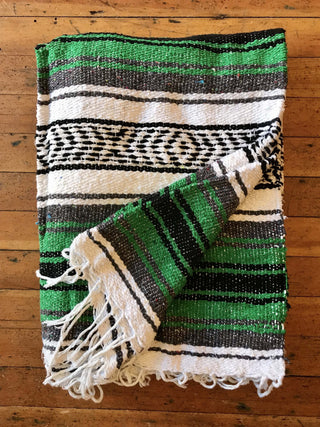 Classic Falsa Blanket